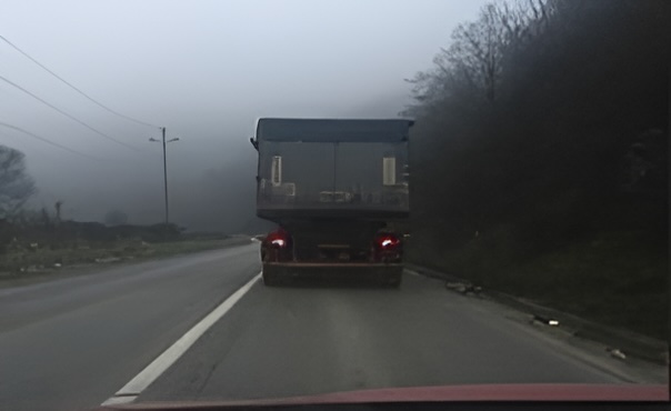 Çka duhet të keni parasysh gjatë ngasjes jashtë vendbanimit, si në këtë situatë?