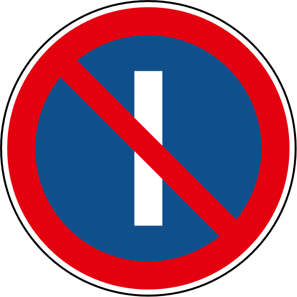 The traffic sign indicates parking prohibition on odd days.