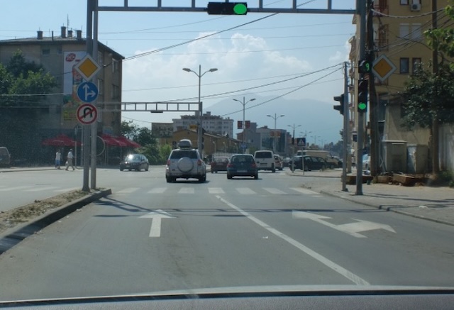 The semi-circular turn is allowed in this situation.