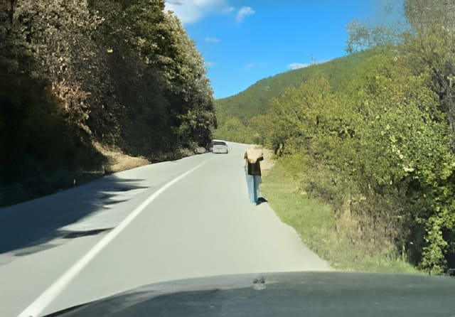The pedestrian outside the urban area moves straight, on the right side of the road in the direction of movement.