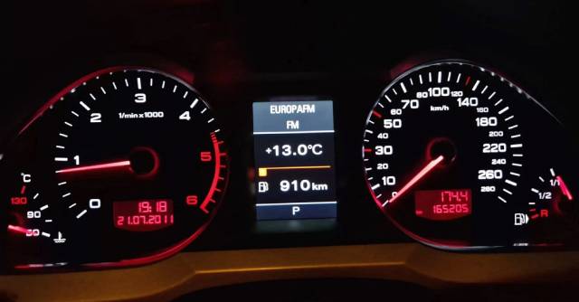 Aracın kontrol paneli, araçtaki yolcu sayısını kontrol etmeye yarar.