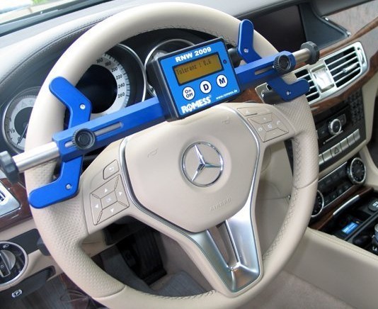 Volan služi za rad motora.